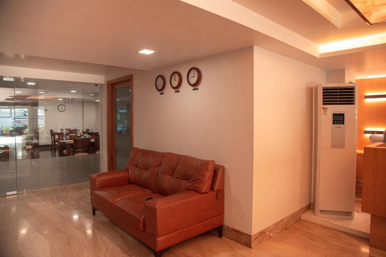 Park Avenue Suites Коимбатур Экстерьер фото