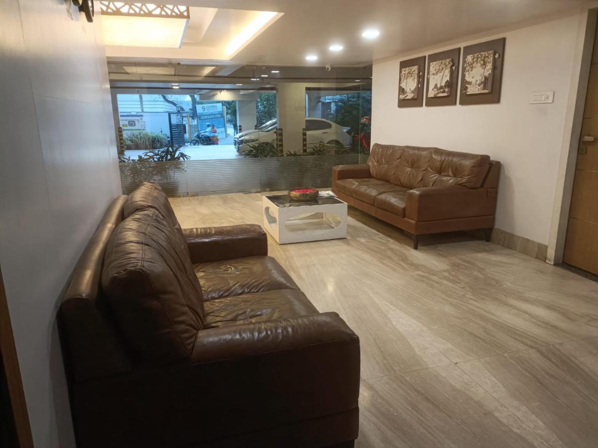 Park Avenue Suites Коимбатур Экстерьер фото